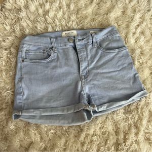 Pacsun light washed jean shorts!